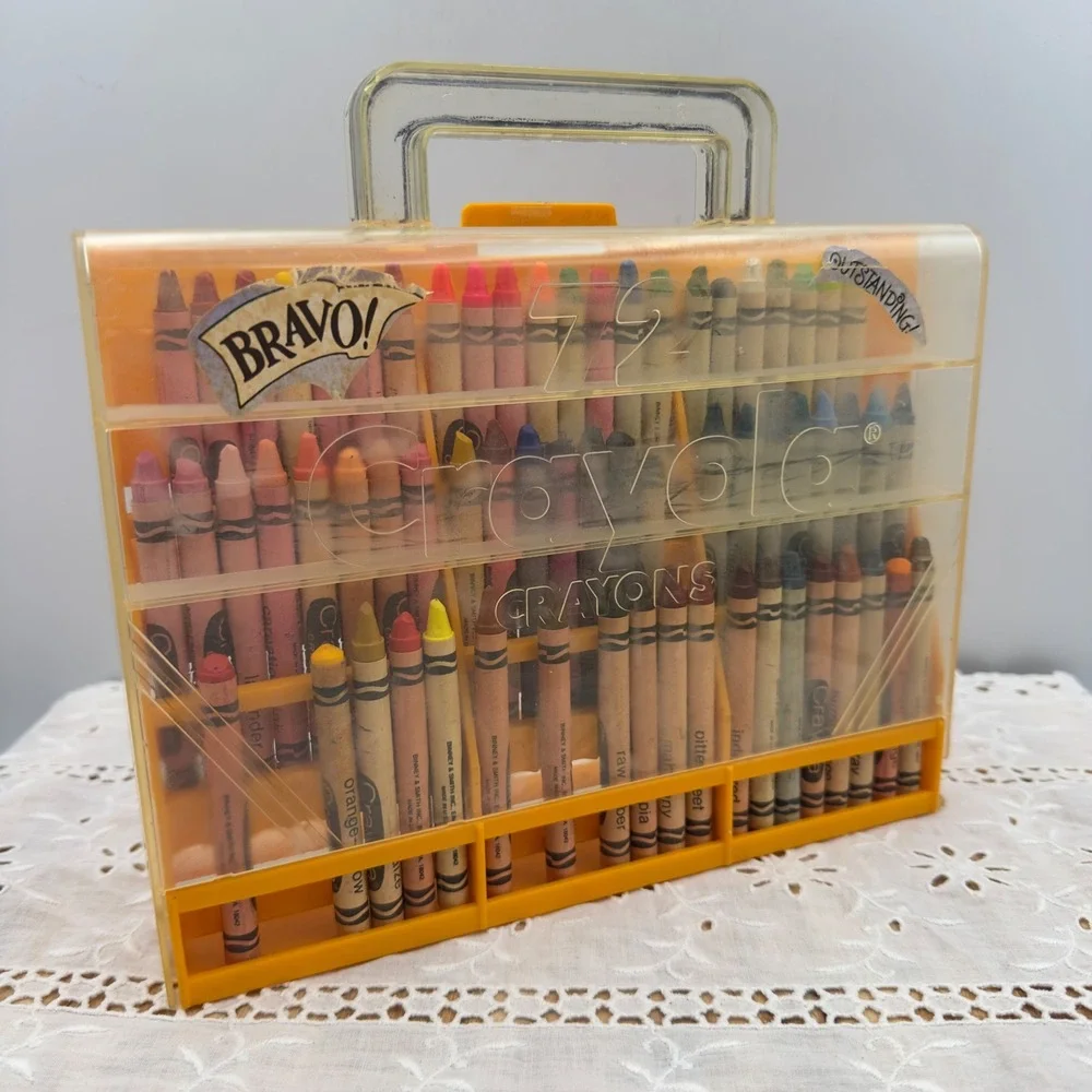 Vintage Crayola 72 Yellow Plastic Carrying Case Crayon Set Binney & Smith Retro